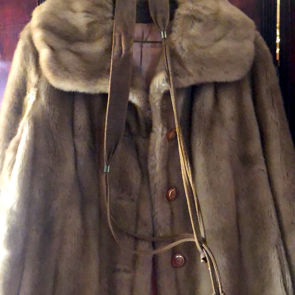 Vintage Tissavel faux fur coat - Picture 5 of 8